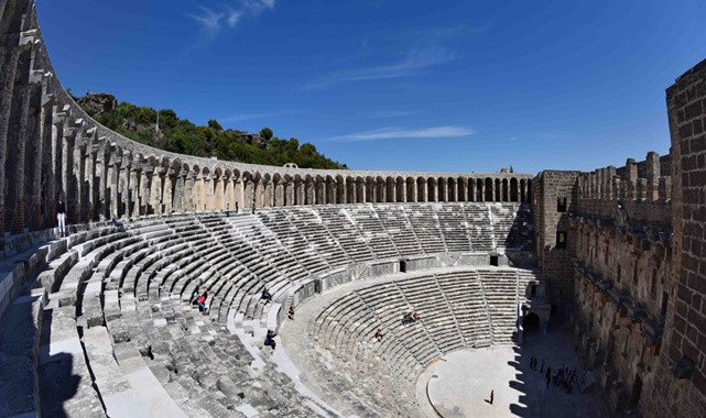 aspendos ziyaret saatleri 2024