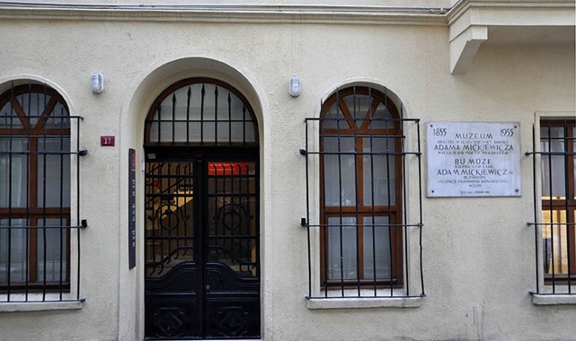 Adam Mickiewicz müzesi hakkında bilgi
