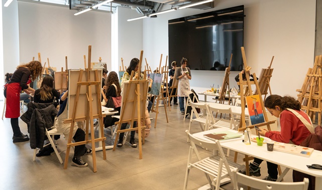 istanbul modern sanat müzesi kimlere ücretsiz