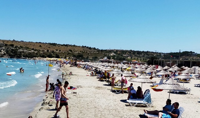 çeşme plajı ücretsiz