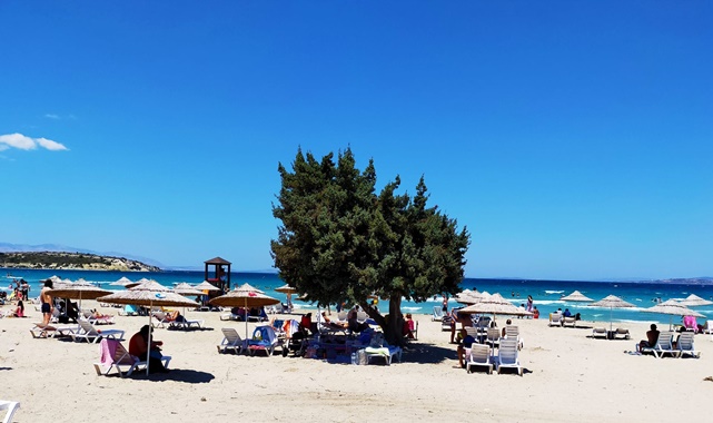 çeşme halk plajı