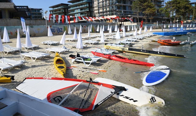 tuzla kadınlar plajı şezlong fiyatları
