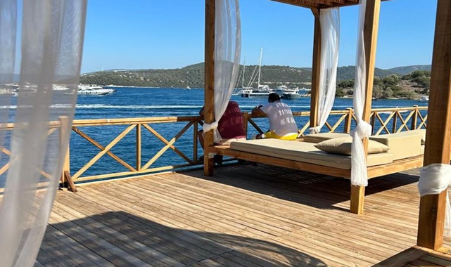 bodrum türkbükü halk plajı nerede