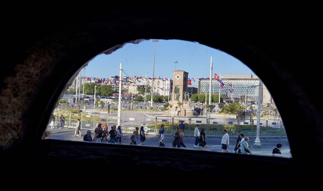 taksim maksemi cumhuriyet müzesi ücretli mi