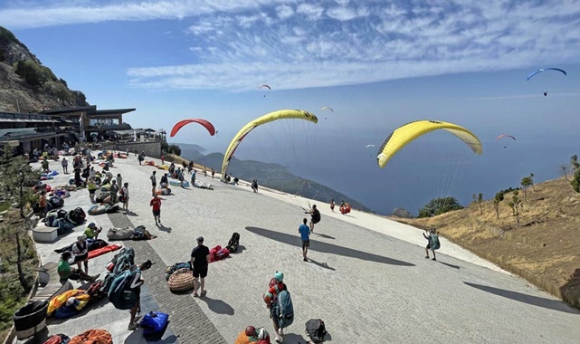 fethiye yamaç paraşütü kaç metre
