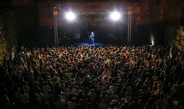 cem adrian konser