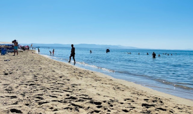 sarımsaklı plajı şezlong fiyatları 2024