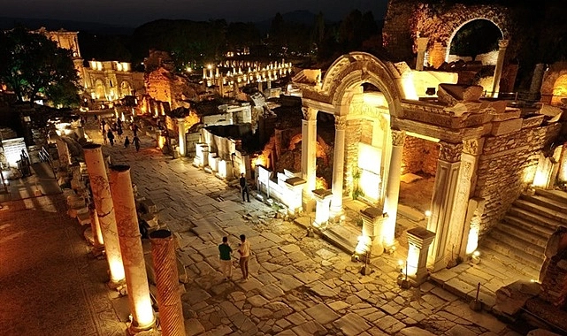 efes antik kenti nerede