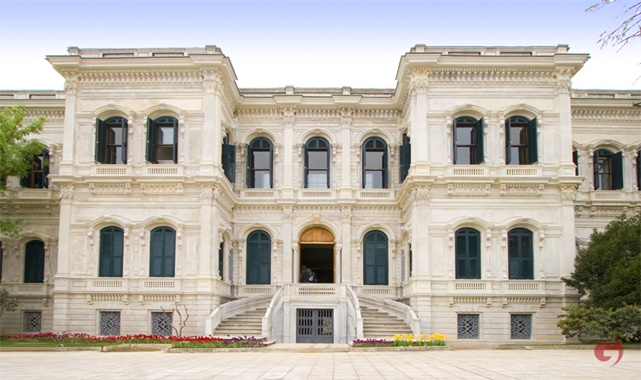 yıldız sarayı ziyaret saatleri