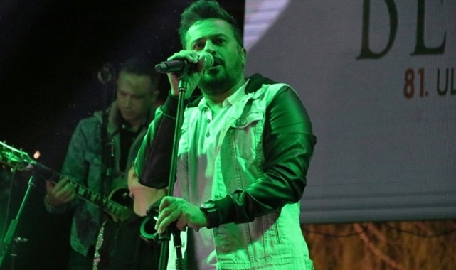 emre altuğ konser