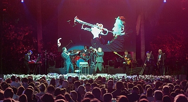 7. Antalya Akra Caz Festivali ünlü isimle başladı