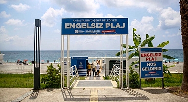Antalya engelsiz plajlarına ziyaretçi akını!
