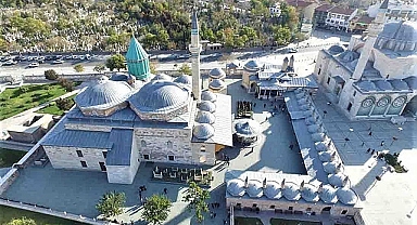 Konya Mevlana Müzesi ziyaret saatleri 2 Kasım'a kadar uzatıldı