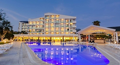 Antalya'da 12 ay açık otel, 6 engelli personel alacak