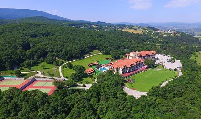 Diğer otelini de kapatma kararı aldı