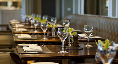 Kaya Demirer: Üç tabaktan iki tabağa düştüler