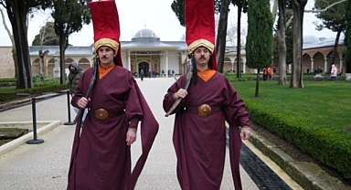 Topkapı Sarayı jandarmaları artık böyle nöbet tutacak!