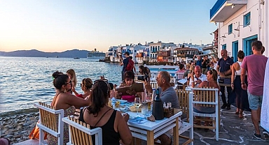 Yunanistan'ın Türk turist sayısında rekor!