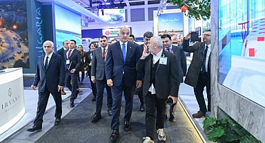 Bakan Ersoy: İlk rezervasyon verileri çok iyi!