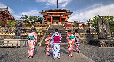 Türk vatandaşlarına vize getirmeye hazırlanıyor