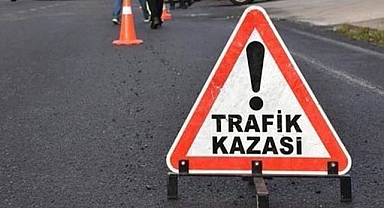 Aynı tur şirketine ait araçlar çarpıştı: 4'ü turist 6 yaralı!