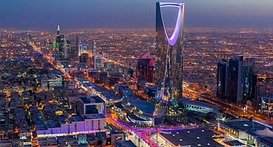 Suudi Arabistan turizm için 73 yıllık yasağı kaldırıyor