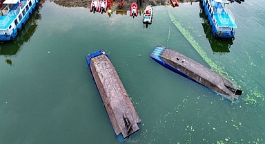 Turist tekneleri alabora oldu: 9 ölü, 70 yaralı!