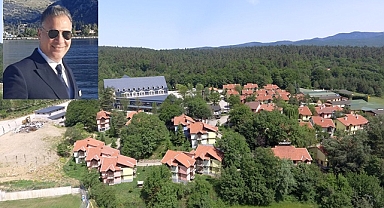 8 yıl sonra turizme otel genel müdürü olarak döndü