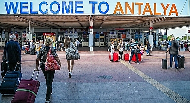 Antalya'nın 5 aylık turist sayısı belli oldu