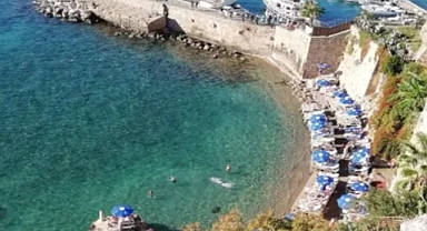 Antalya Valiliğinden açıklama... O plajda şezlong fiyatı 500 liraya düştü