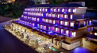 Divan bırakmıştı... O otel satışa çıkarıldı