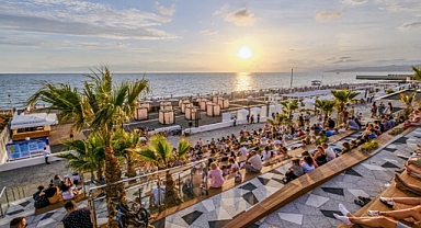 Rusların Bodrum'unda şezlong fiyatlarına tepki! 