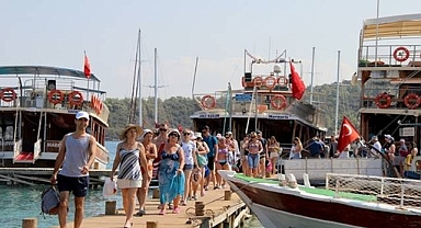 2025'in ilk yarısında sürpriz: Ruslar Ege'ye neden yöneldi?