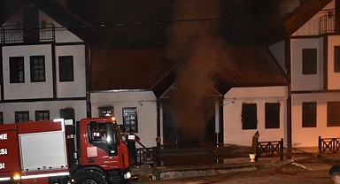 3 katlı otelde korkutan yangın!