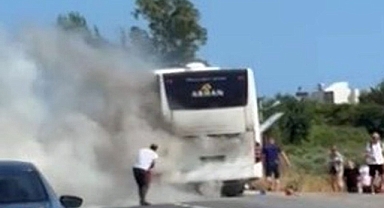 Antalya'da turist dolu otobüste yangın!