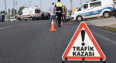 Rus turistleri taşıyan minibüs kaza yaptı: 8 yaralı!