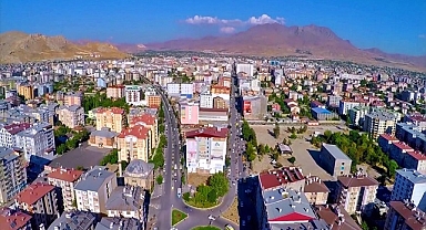Van'a 245 milyon liraya 100 odalı otel yapacak