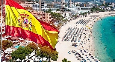 7 ayda İspanya turist rekoru kırdı, Türkiye kayıpta!