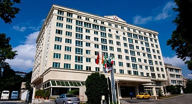 Lüks zincir, Akgün Hotel ile Türkiye'ye döndü