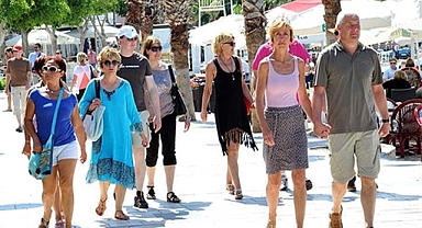 İki popüler ilçenin 'İngiliz turist' yarışında dengeler değişti