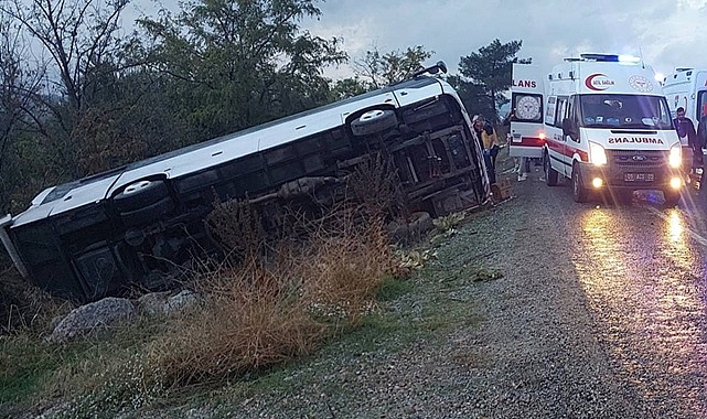 Tur otobüsü şarampole yuvarlandı: 2 ölü, 5 yaralı!