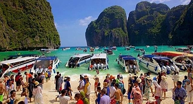 Turistler için 3 yeni düzenleme getiriyor... Vergi de var