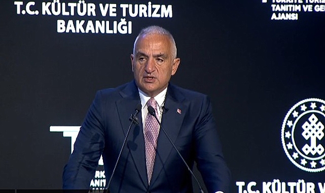 2025'te turist sayısını olumsuz etkileyen faktörleri açıkladı