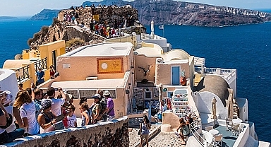 Yunanistan turizminde çifte tablo!