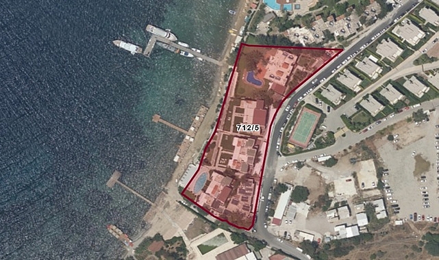 Denize sıfır otelin 21 odası 52 milyon liraya icradan satılık!