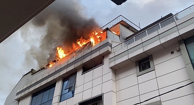 İstanbul'da otel yangını: 9 kişi kurtarıldı