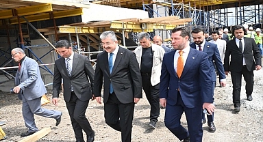 Anketle karar verildi... Yeni Radisson oteli için imzalar atıldı