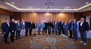 Crystal Hotels, 2026'da hayata geçireceği konseptleri müdürler çalıştayında paylaştı