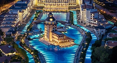 Türkiye'nin en pahalı otelini satın aldı... Açıklama yaptı