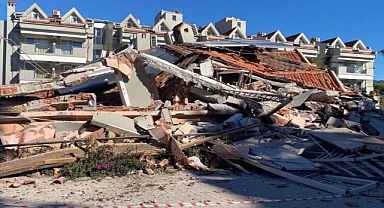 Güçlendirme yapılan otel çöktü